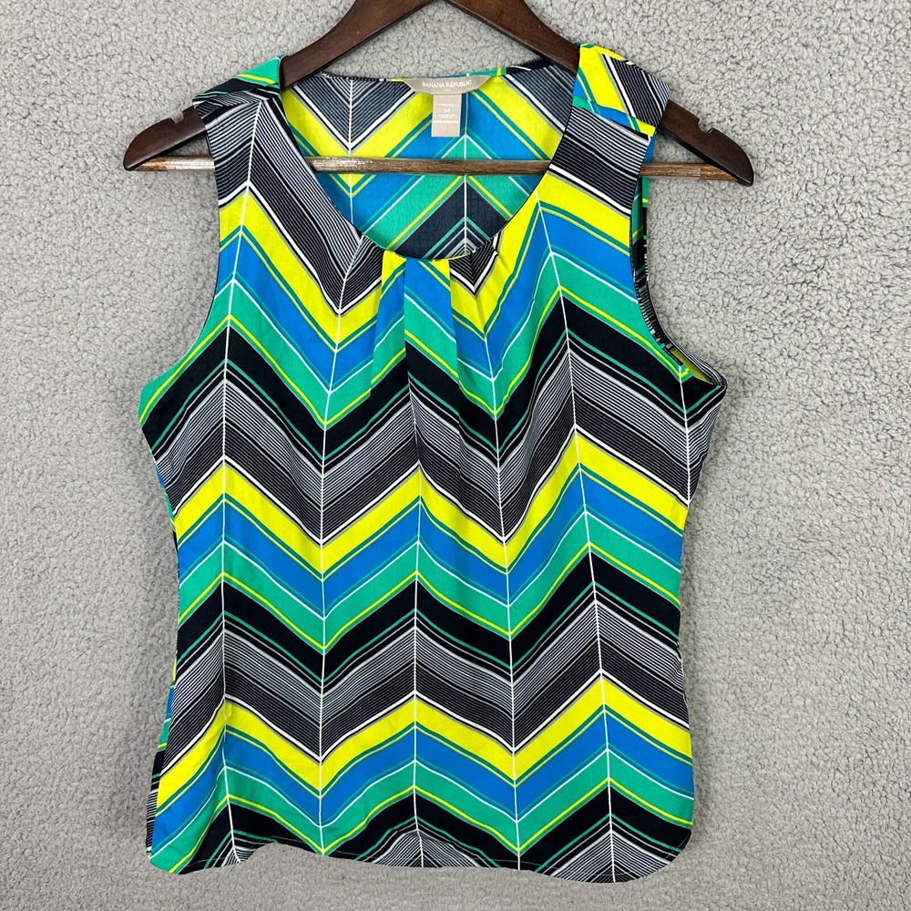 Banana Republic Tank Top Womens Petite M Blue Green Chevron Pleated Shell Blouse
